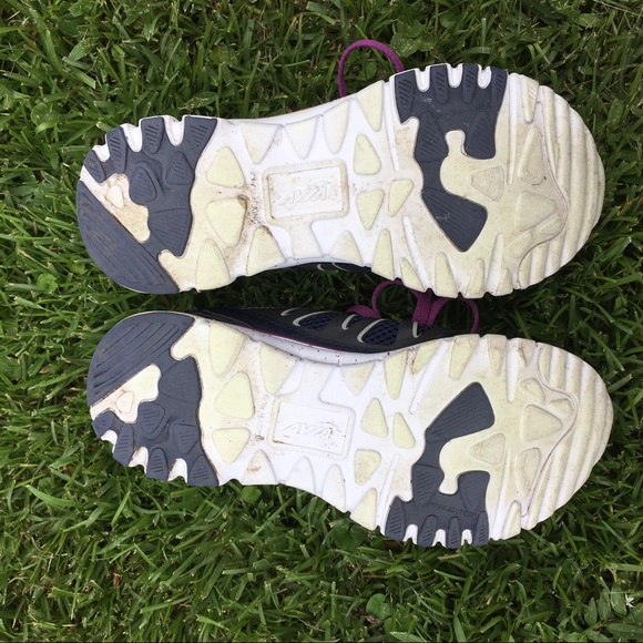 Avia Athletic Shoes - Picture 7 of 7